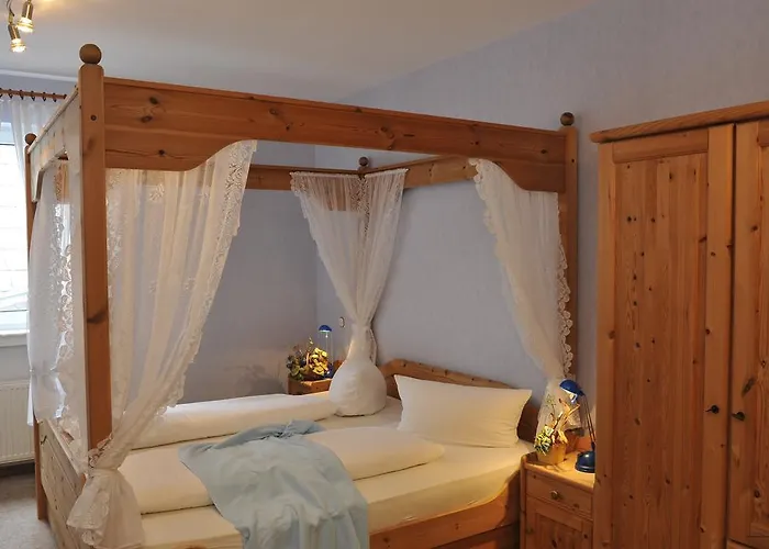 게스트하우스 Ferienweingut Arnold Fuhrmann & Sohn 4*