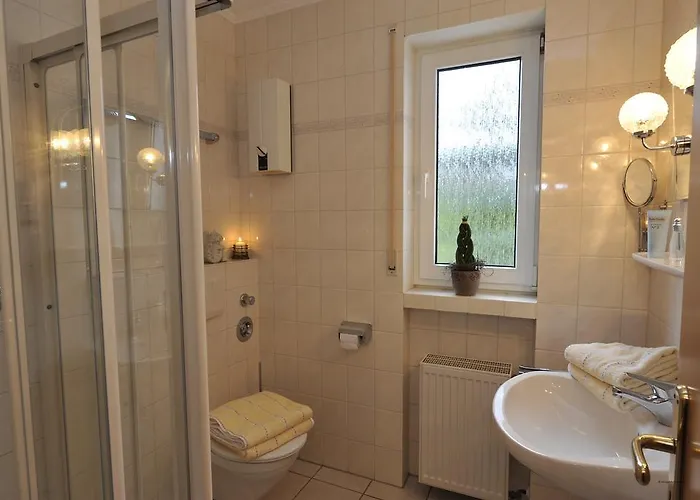 Ferienweingut Arnold Fuhrmann & Sohn 게스트하우스 엘렌츠폴터스도프