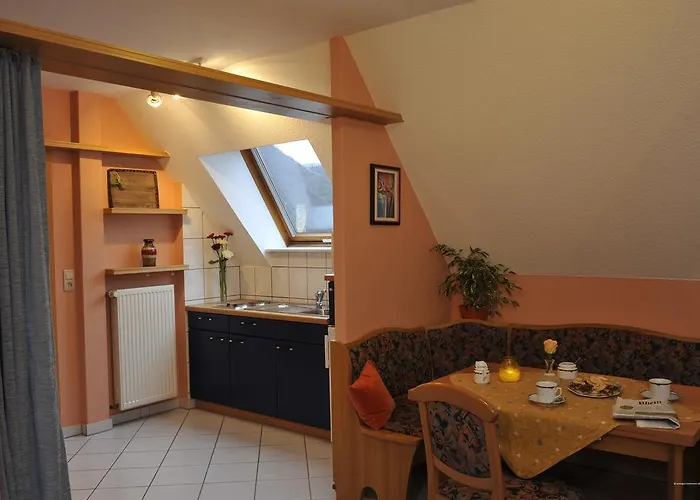 Ferienweingut Arnold Fuhrmann & Sohn 게스트하우스 엘렌츠폴터스도프