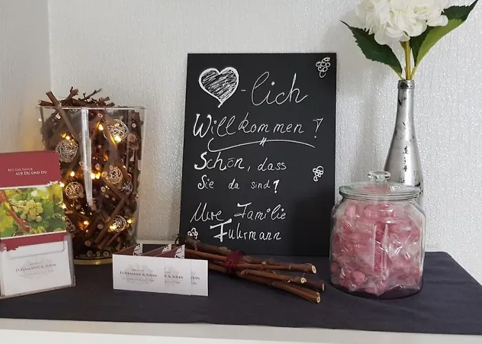 게스트하우스 Ferienweingut Arnold Fuhrmann & Sohn 엘렌츠폴터스도프